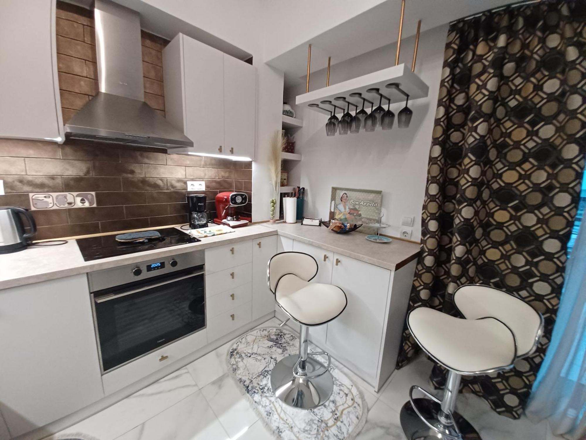 Zen Neapoli Penthouse Maisonette Apartment *